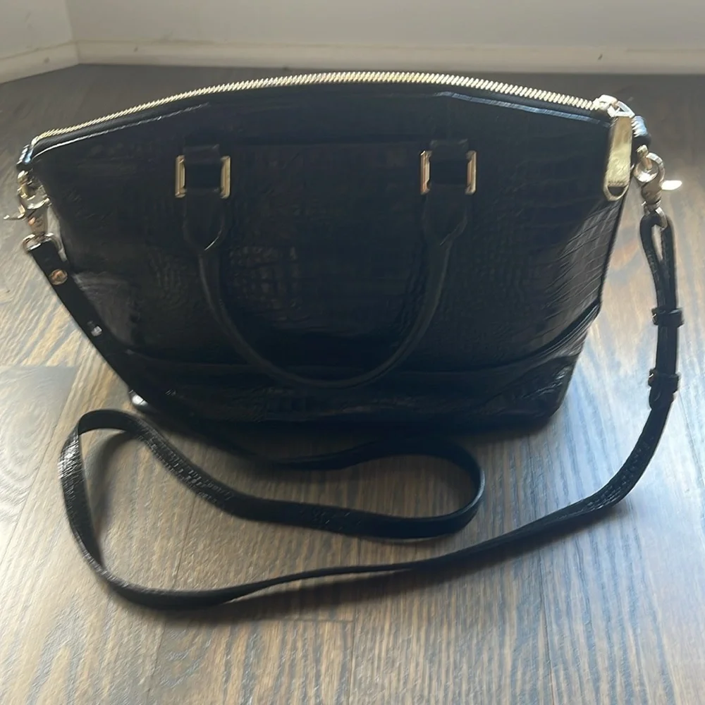 Women’s Brahmin Duxbury Cream Leather/Black Croc Satchel Bag